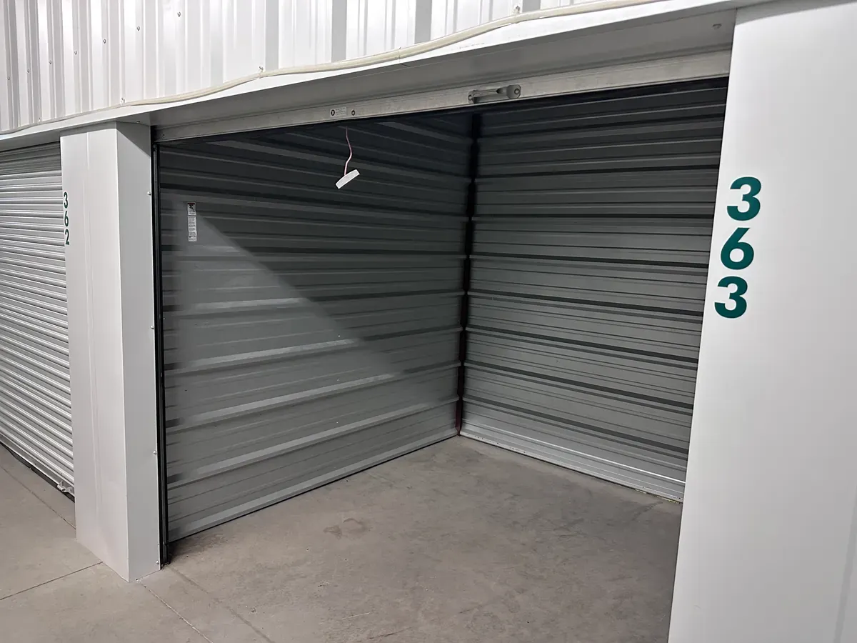 Storage units with roll up doors